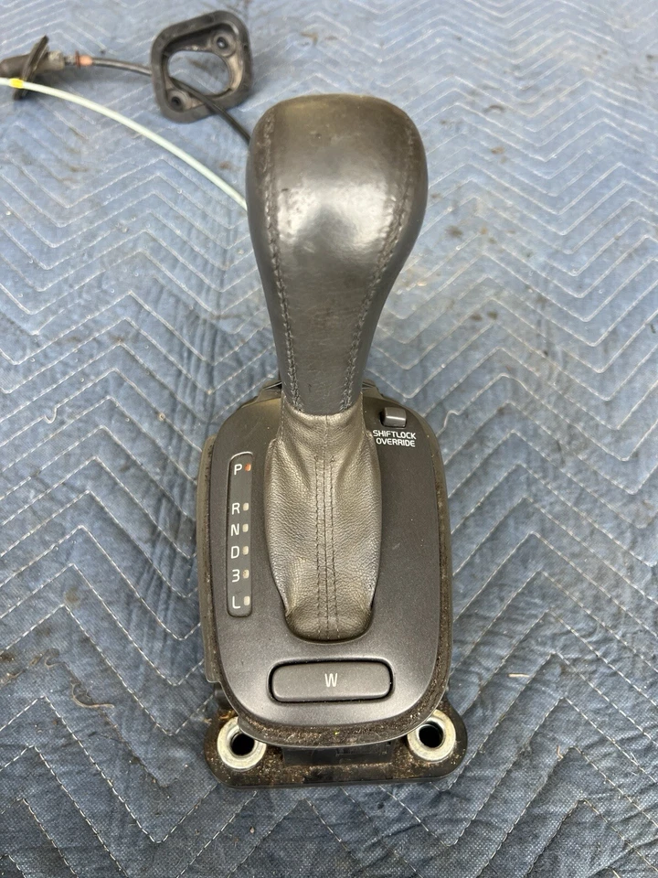 1998-2000 Volvo V70R V70 S70 автоматический переключатель в сборе с кабелями OEM #4055E - Изображение 2 из 4