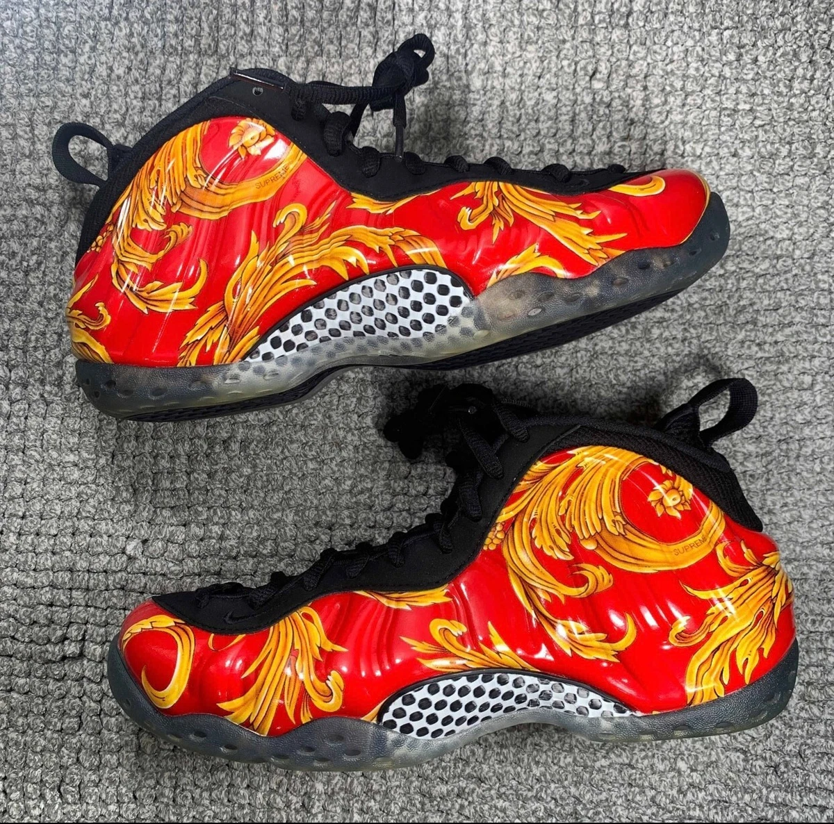 Nike clearance supreme foams