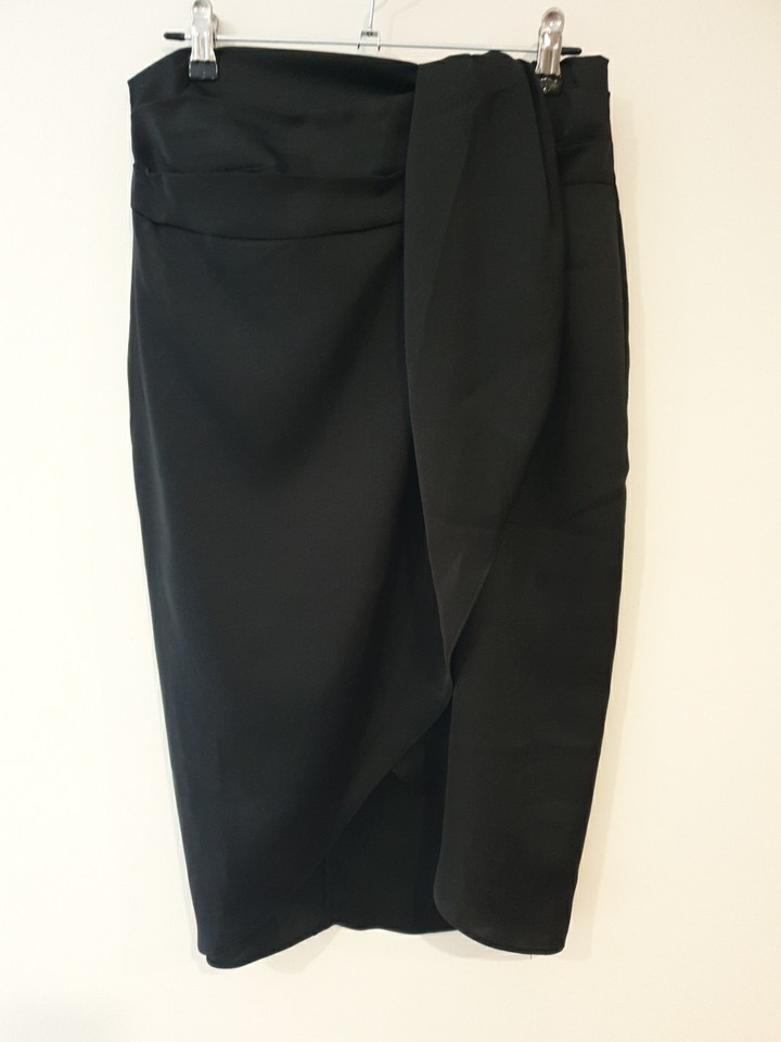Forcast Wrap Skirt Size 10 Black Satin Elegant Party Occasion Evening Wear 