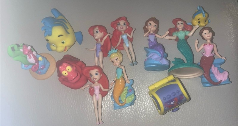 Lot Of 12 Disney Little Mermaid Toys Dolls - Ariel, Flounder, Sebastian, Chest++