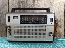 Okean 214 Okean 214 Vintage Transistor Radio of the USSR WORKS well