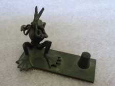 RARE!! REDL WIEN ~ BRONZE FROG THIMBLE HOLDER ~ HEIRLOOM EDITIONS