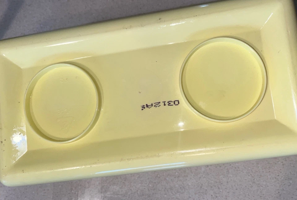 Toallitas mágicas para bebés de colección contenedor de caja amarilla vacío recargable Foto 4 de 4