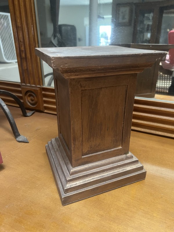Display Stand (faux Wood)