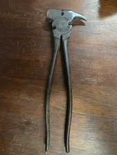 Vintage 1950"s  Diamalloy Diamond Horseshoe Co. fence pliers R510 Made in USA