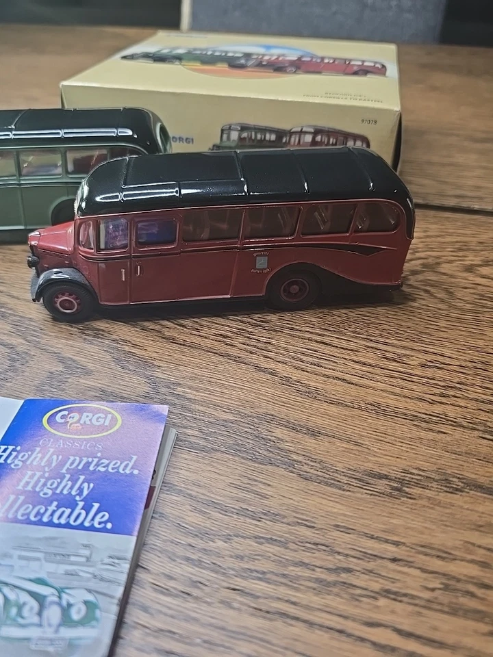 Corgi Bedford OB Coaches Corkills To Kasteel Diecast 97078 Limited Edition W Box - Image 3 of 4
