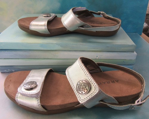 Array BARCELONA Silver Metallic Leather Slingback Comfort Sandals Wms 6.5 Narrow - Picture 6 of 10