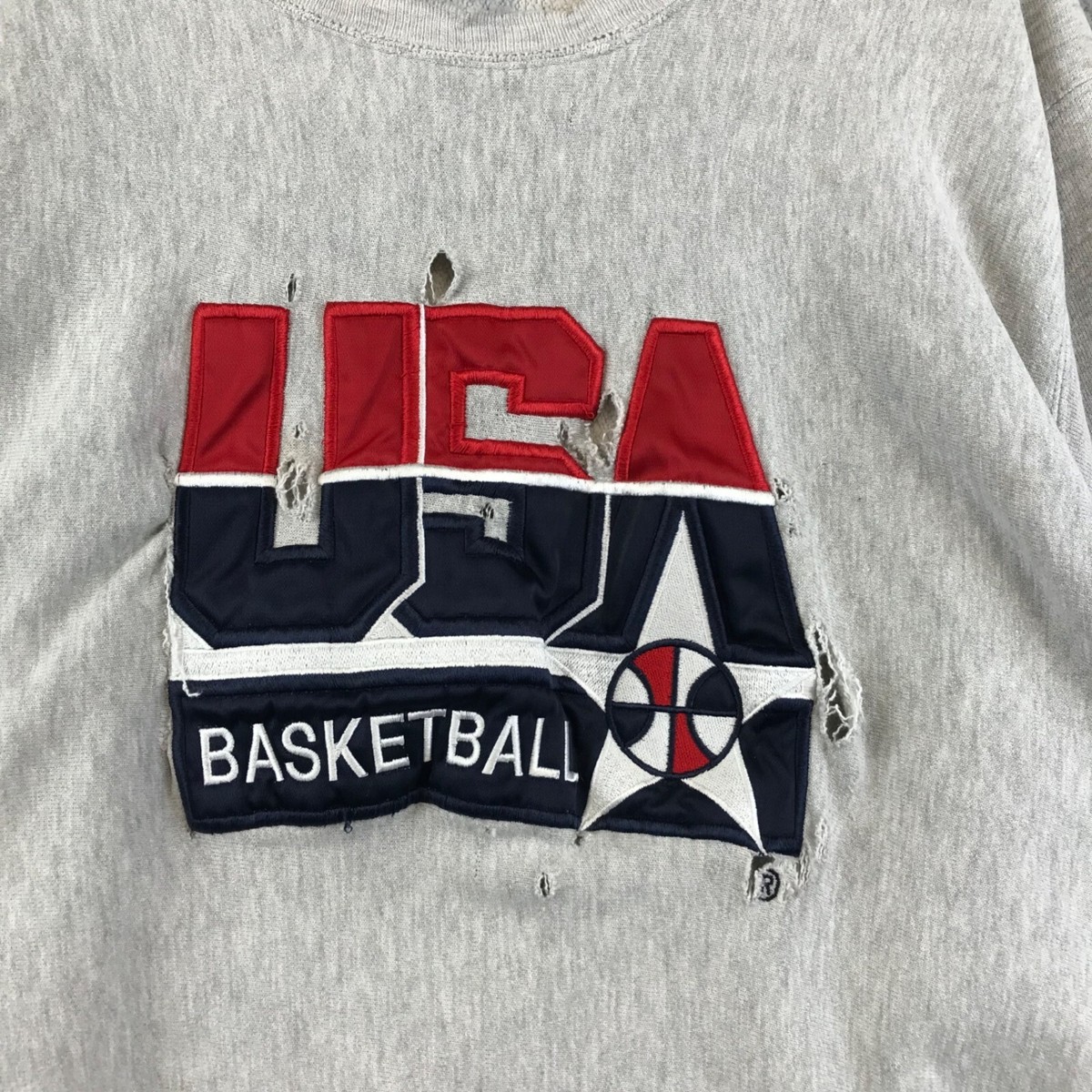 Vintage 90s Champion “USA Basketball” Reverse Weave Crewneck Vintage 90s Champion “USA Basketball” Reverse Weave Crewneck