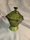 Vintage Anchor Hocking Avocado Green Grape Pedestal Candy Dish Lid 8”