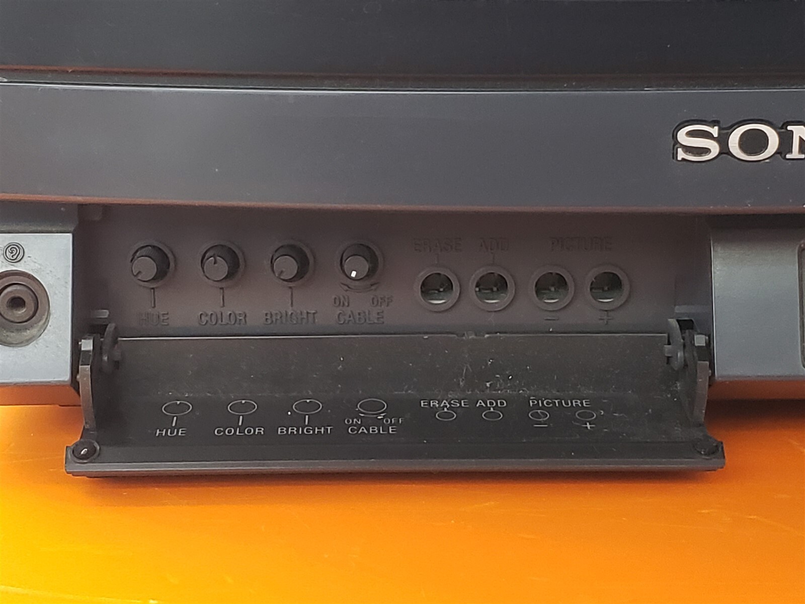 ⭐️⭐️⭐️⭐️⭐️ Vintage 1988 TV Sony KV1326R Trinitron Color Television No