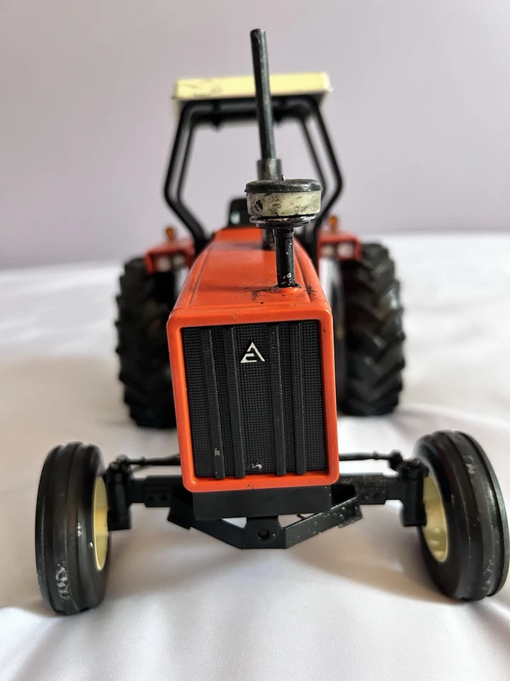 Allis-Chalmers 6080 Die-Cast Model Tractor with Loader - Image 4 of 4