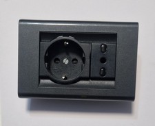 Bticino Living Classic kit Schuko+ Telaio + Presa + Placca 4440+4740+4580+4750AC