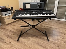 Yamaha PSR-SX600  Keyboard Inkl Ständer Netzkabel Und Notenhalter