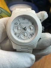 Michael Kors Women's MK-5292 Quartz Analog Chronograph Date White Strap 50m