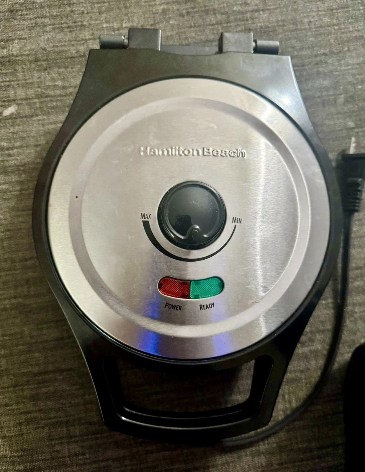 Hamilton Beach Waffle Maker PFAS-Free Non-Stick Ceramic-Coated Plates