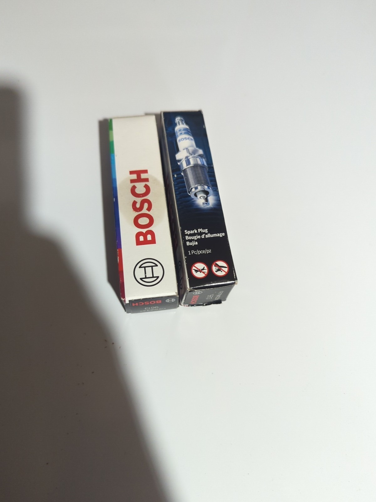 2  Bosch Iridium Spark Plugs 9613 FR7NII33X