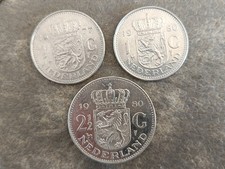 LOT 3 PIÈCES PAYS-BAS JULIANA 1 GULDEN 1977 1980 + 2½ GULDEN 1980 NEDERLAND