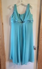 Girls Davids Bridal Dress Size 18 Blue Teal Turquoise Dance Recital Wedding 