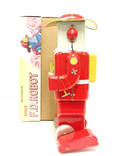 BRAND NEW HA HA TOY MS652 MECHANICAL SPACE F.D. WIND UP TIN ROBOT MINT - Picture 6 of 12