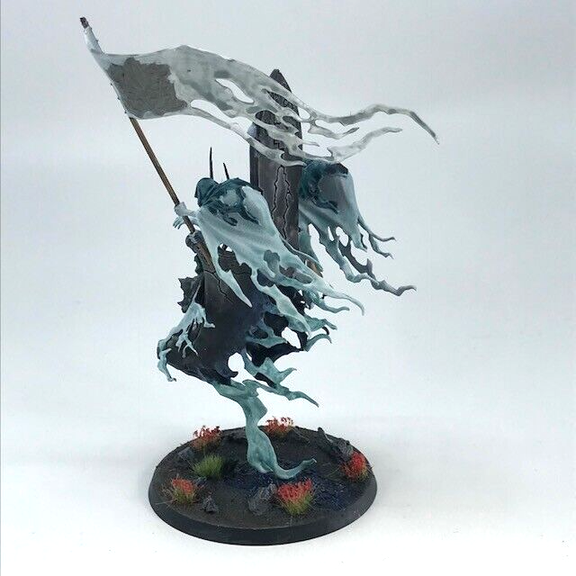 Warhammer Aquí - Kurdoss Valentian, the craven king - Fotos de Miniaturas