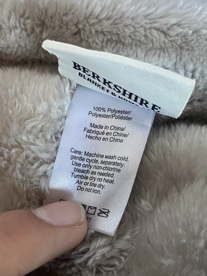 Berkshire Women's Silky Smooth Gray/Pink Blanket - Image 3 of 3