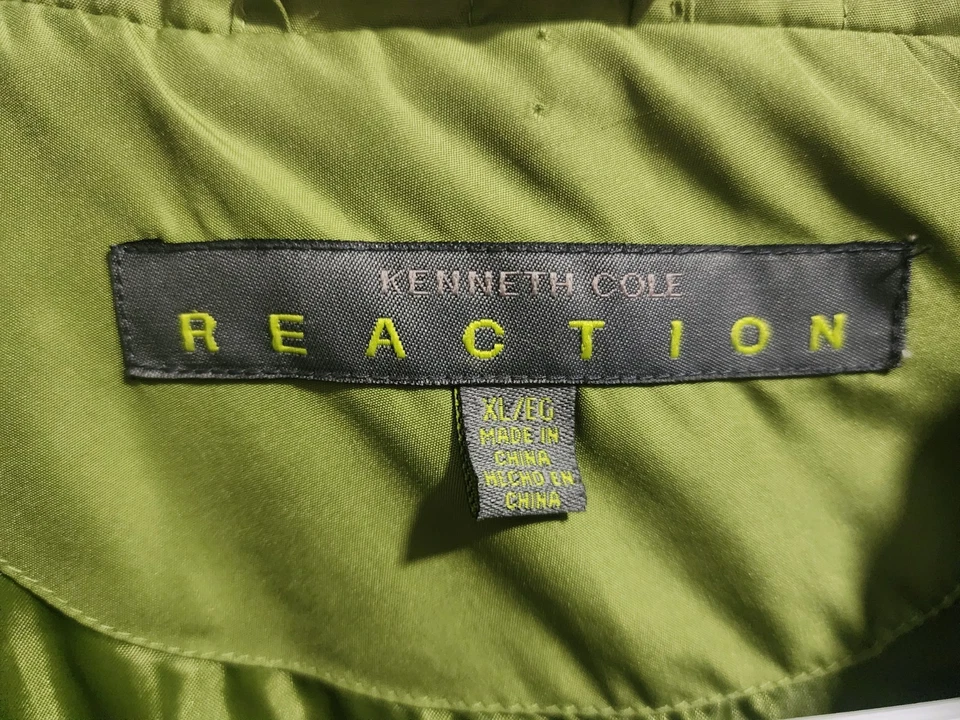 Reaction Kenneth Cole Lime Green Nylon Down Mock Neck Puffer Vest Size XL - Image 3 of 3