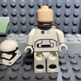 LEGO Star Wars First Order Stormtrooper Officer Minifigure (75104) sw0664