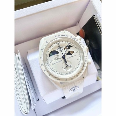 Swatch x Omega MISSION TO EARTHPHASE MOONSHINE GOLD Snoopy