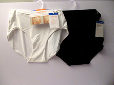 Warners Hi cut panties 2 pair high waist front smoothing size 8/XL