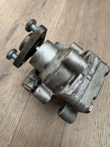 2003-06 Porsche Cayenne S Turbo 4.5 V8 power steering pump w Gates rebuild kit - Picture 5 of 12