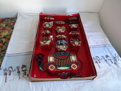 Vintage Mr. Christmas Holiday Carousel Animated Holiday Play 21 Christmas Carols