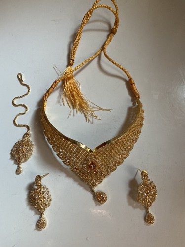 Artificial Gold Necklace Set W Earrings 