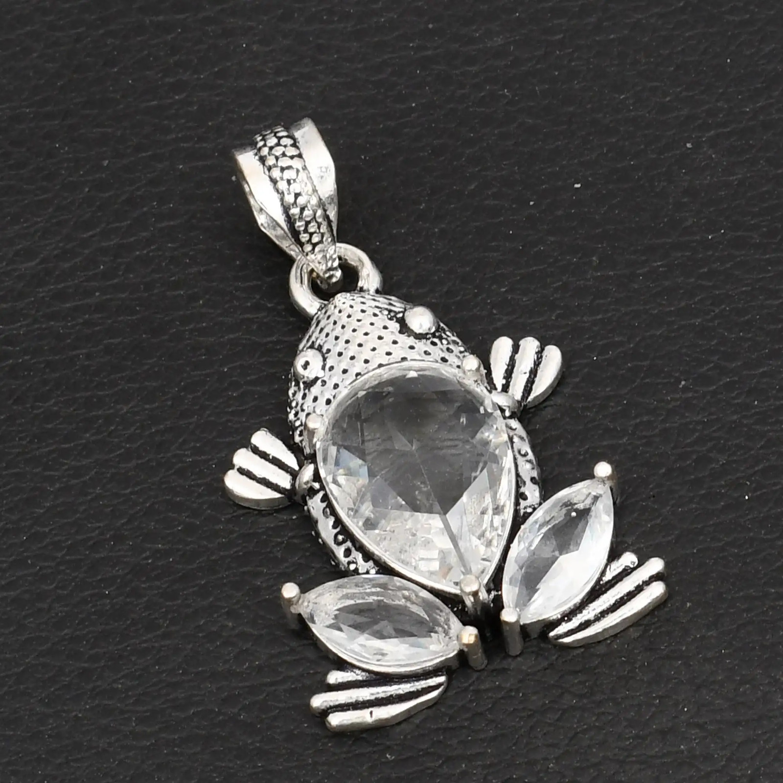 White Topaz Gemstone Ethnic Handmade Frog Pendant Jewelry 1.8