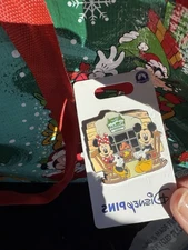 NEW Disney Parks Wilderness Lodge Resort Mickey And Minnie Pin