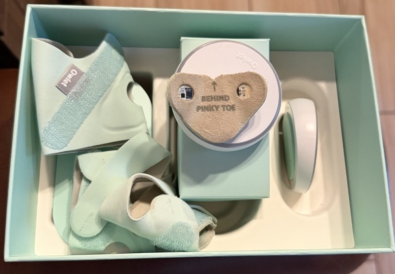 Owlet Smart Sock 3rd Generation Baby Heart Rate Oxygen Monitor  Set