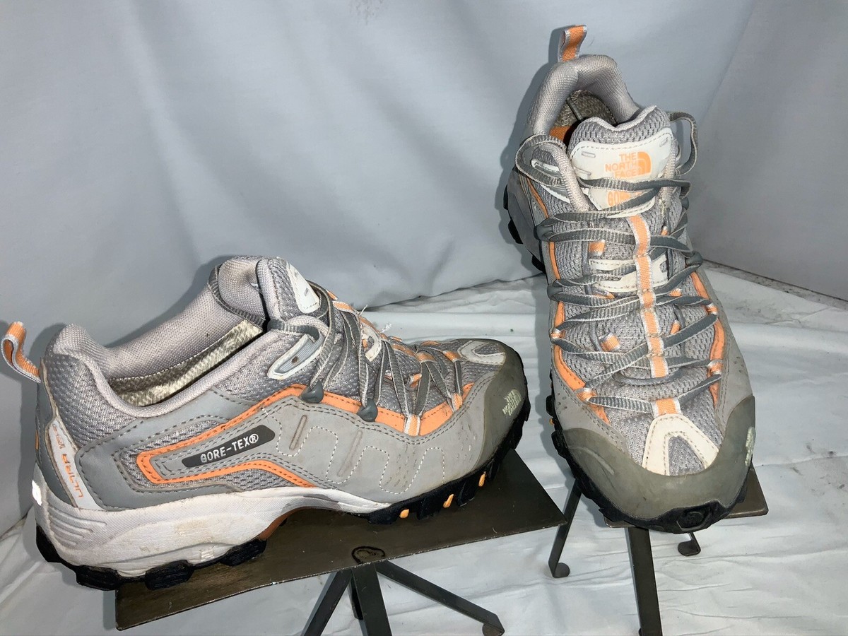 The North Face Ultra 104 GoreTex Sz 8 Women Gray Hike Shoes YGI