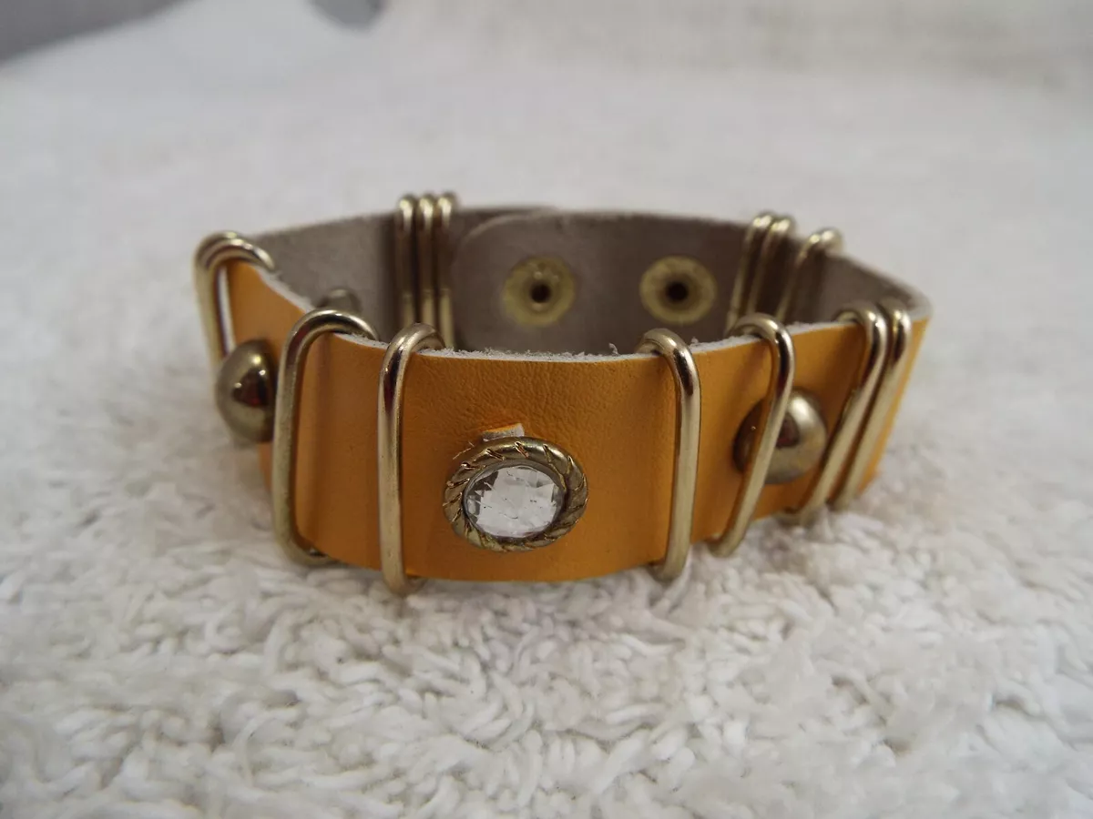 Yik fung bracelet deals