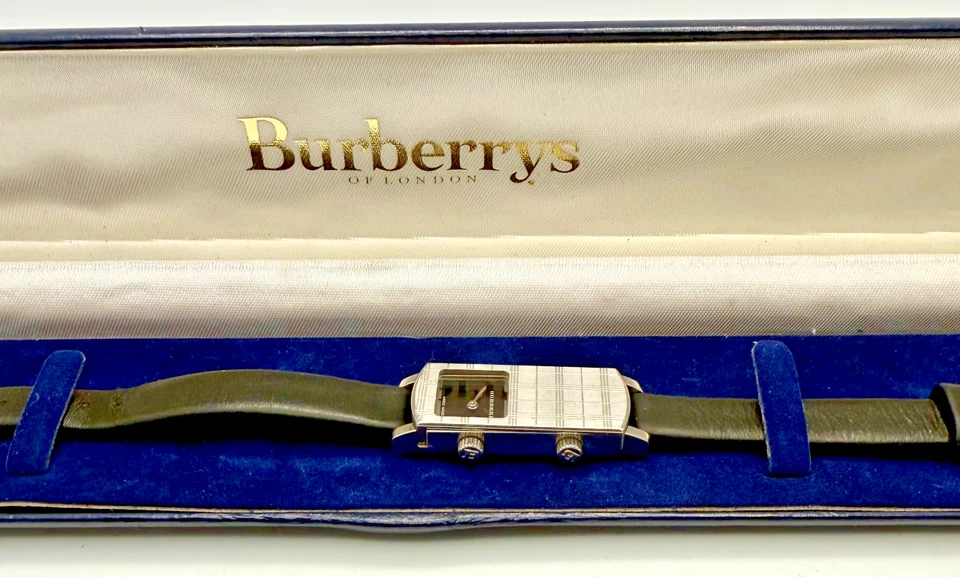 Women's Vintage Burberry BU4750 2-in-1 Dual Dial Reverso Style Tank VGC - Image 3 of 4