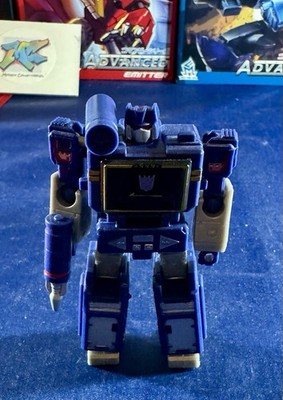 Transformers Kingdom Legacy Evolution Core Class Soundwave Hasbro Loose