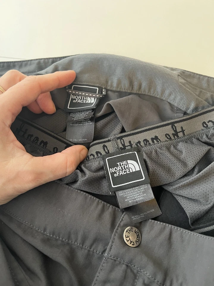 Pantalones Cortos de Ciclismo The North Face Para Mujer Dusties Forrados Acolchados Negros 8" Talla L Foto 4 de 4