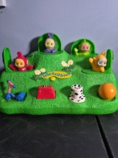 Hasbro Teletubbies 1999 Vintage Magic Hill Ragdoll Pop-Up Toy