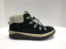 Sorel Big Kids' Out N About Conquest Black Boots, Youth Size 5 M
