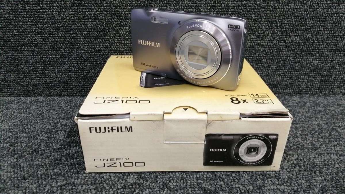 【美品】FUJIFILM FinePix JZ シルバー Fujifilm FinePix JZ300 - Digital camera - compact - 12.1 MP
