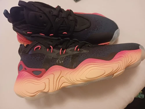 Scarpe Adidas Trae Young 3 Tennies Uomo Taglia US 6