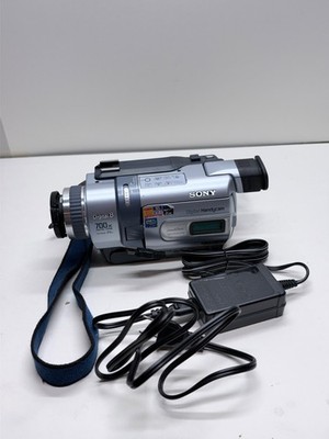 Sony Handycam DCR-TRV240 NTSC Digital 8 Hi8 Camcorder Nightshot TESTED WORKING