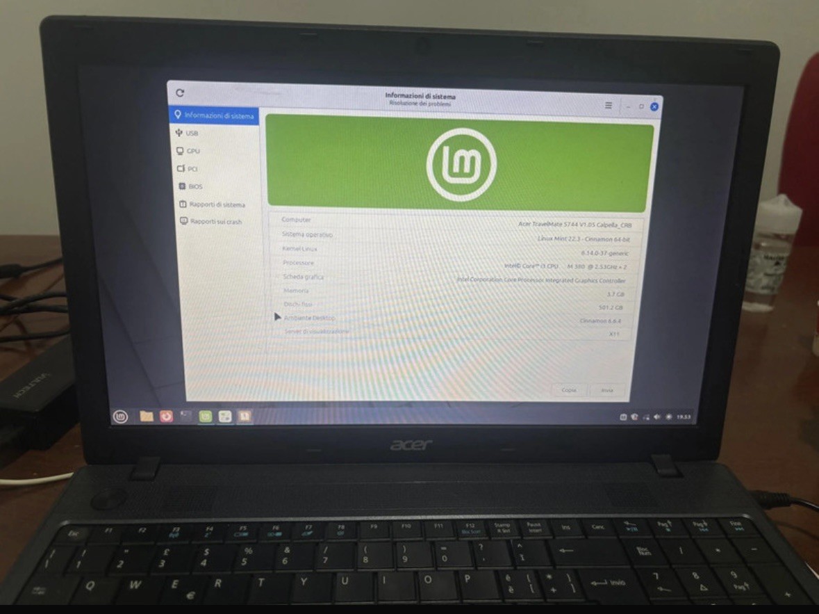PC portatile Acer TravelMate 5744 i3