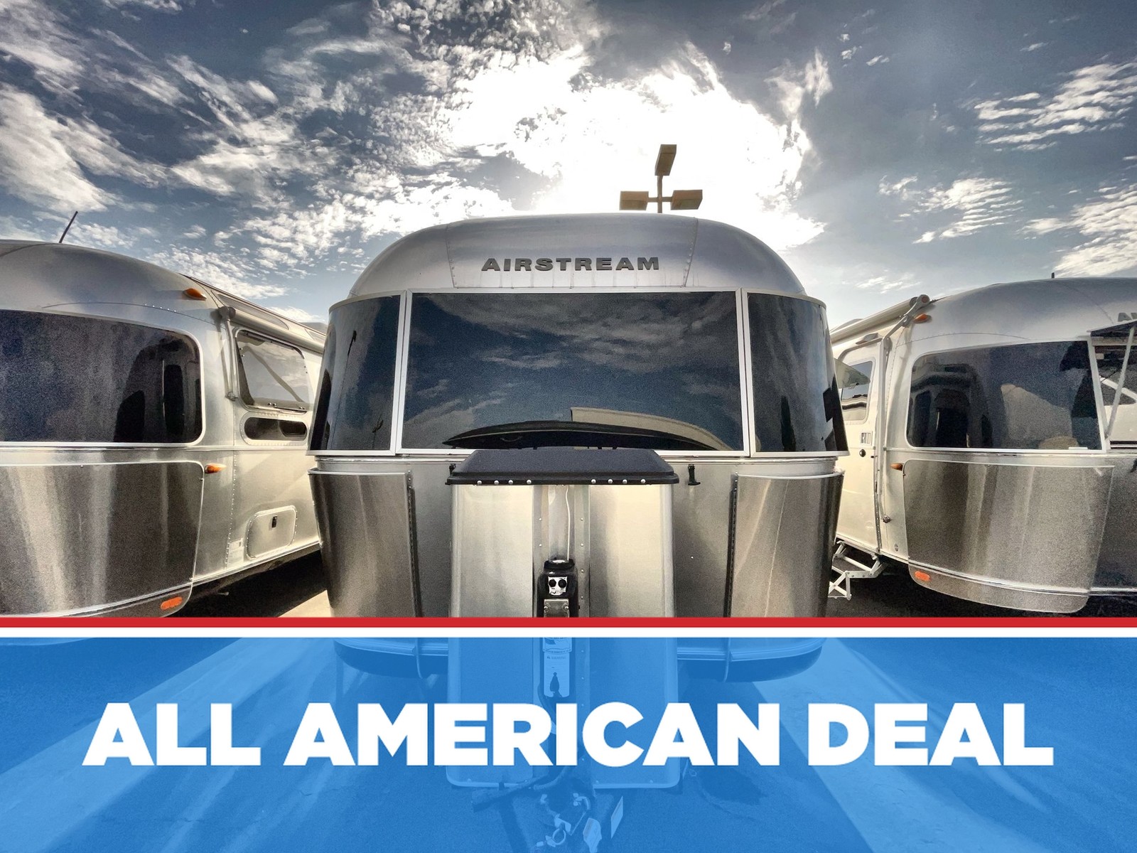 2022 Airstream Classic 30RBQ