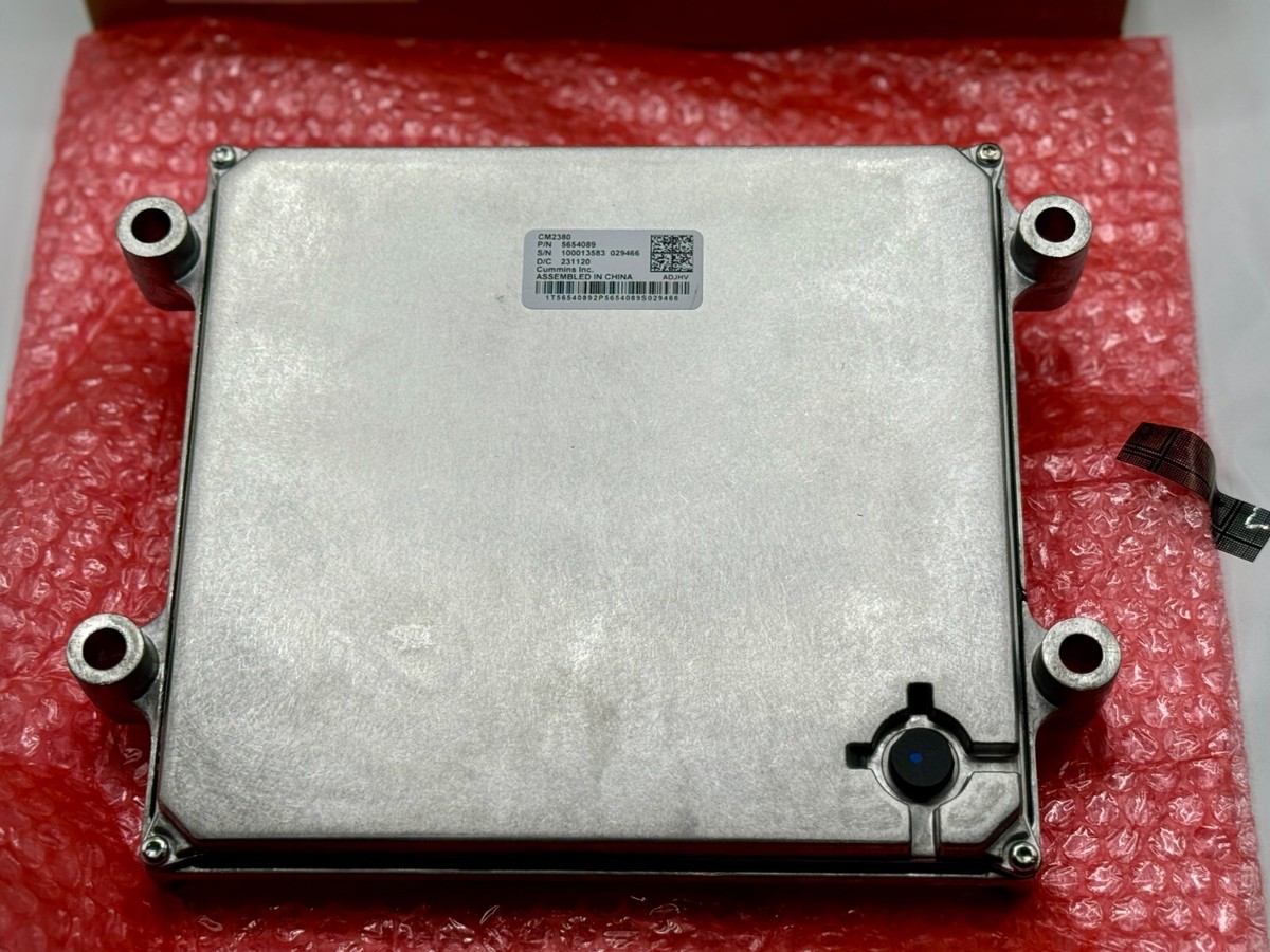 定価138000円 EDWARD CUMING SIZE 2 日本未入荷 Original ECU 498882000 for Cummins Engine Cm2150c - Engine