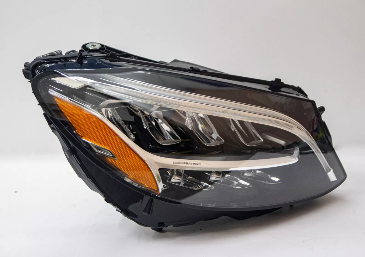 A2059066806KZ Mercedes Benz W205 LED Right Headlight C300 C63AMG