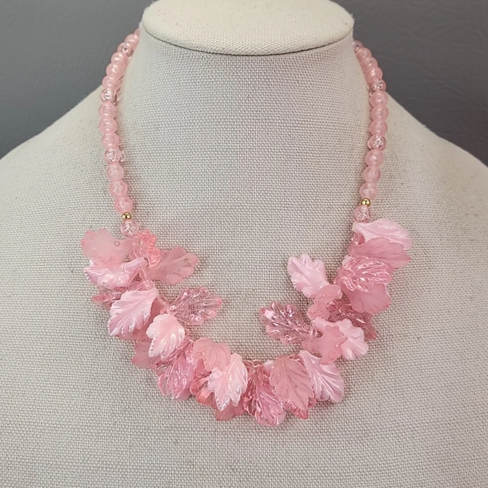 Collar Hoja Acrílico Babero Cuelga Rosa Esmerilado Transparente Perlado 19" Lucite Foto 2 de 4